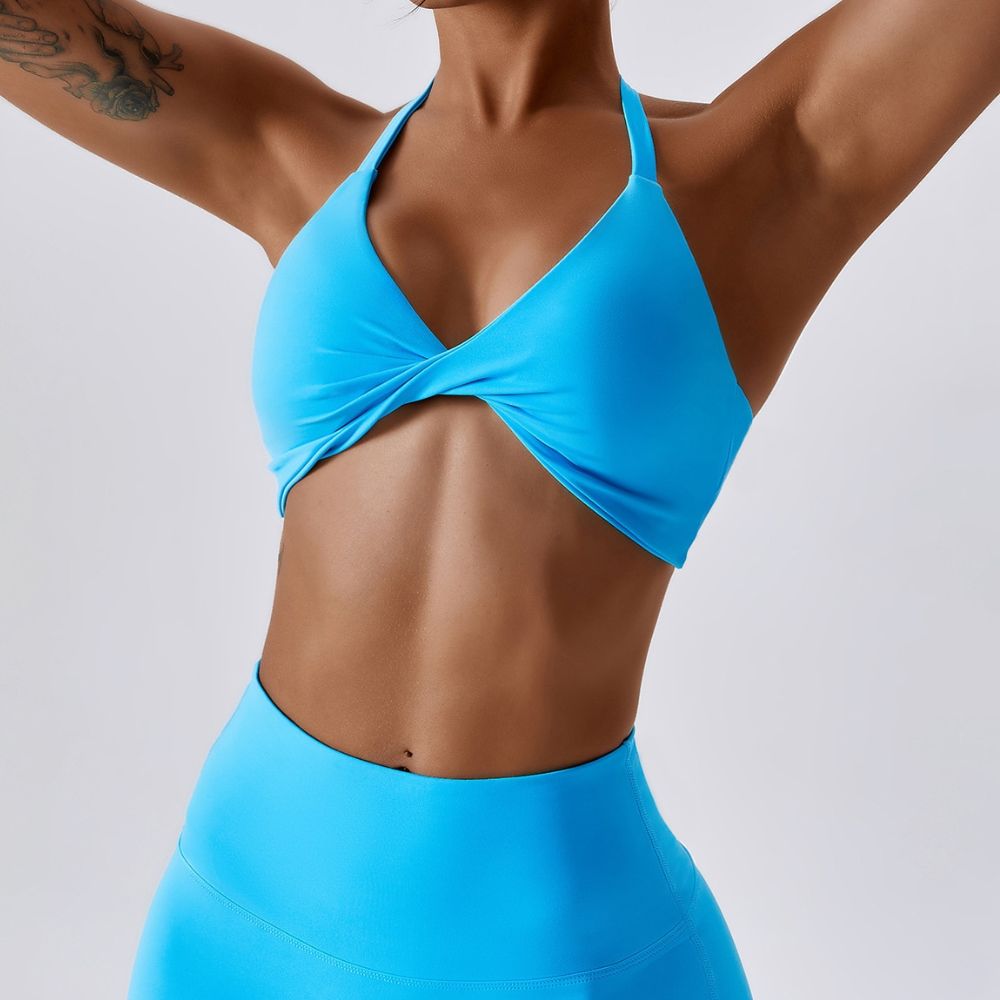 Candy Seamless Front Twist Sports Bra