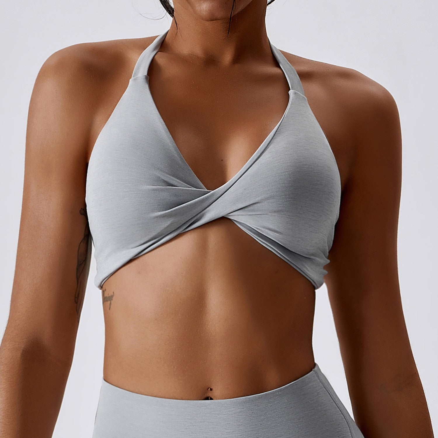 Imagine Seamless Front Twist Sports Bra